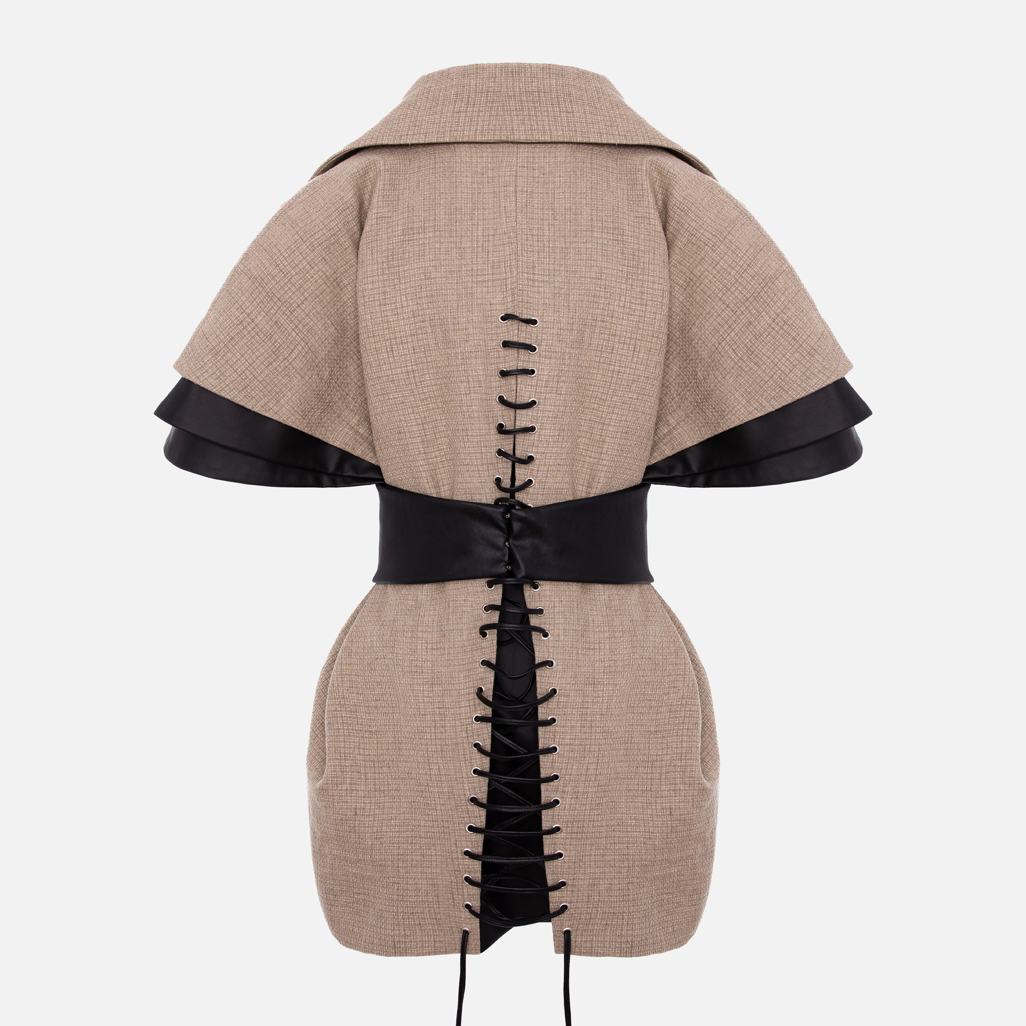 SHORT-SLEEVED JACKET WITH HAND-MADE APPLIQUÉS
