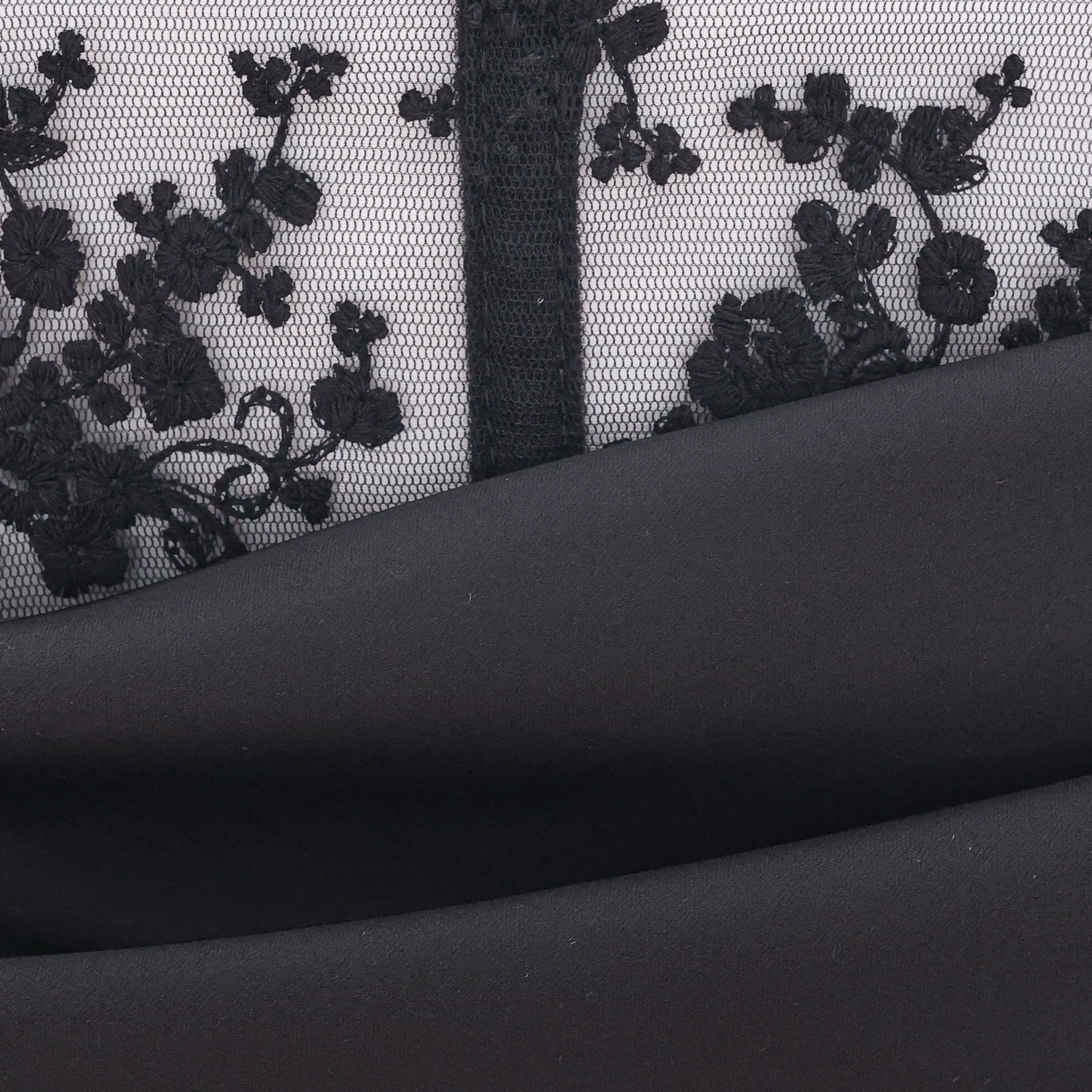 BLACK SILK LONG SKIRT WITH LACE