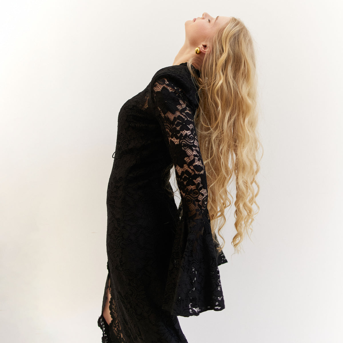 MIDI LACE DRESS